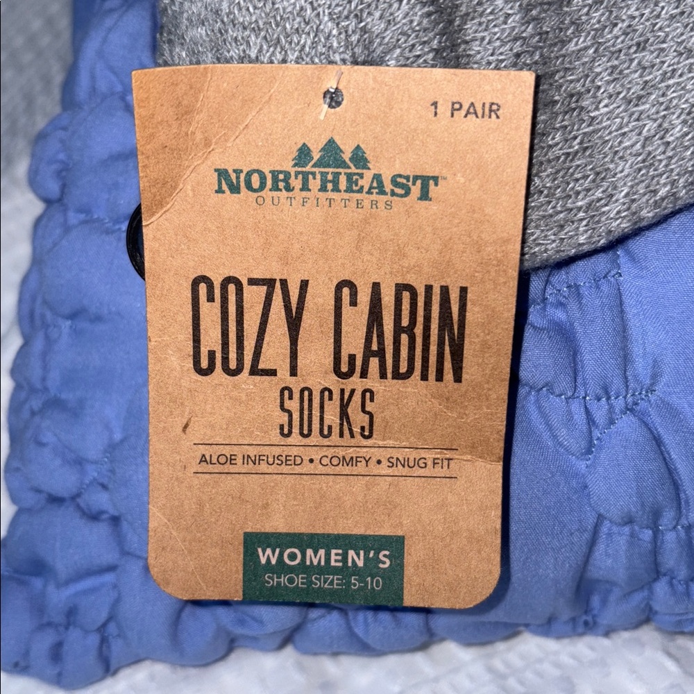 Cabin Socks Pink and Gray Northeast Cozy 1pr. NWT - Picture 2 of 3